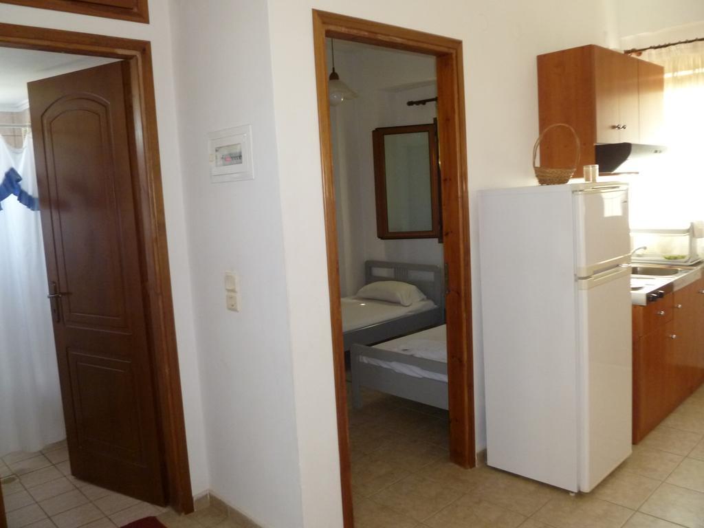 Anniko Aparthotel Stalos Exterior photo